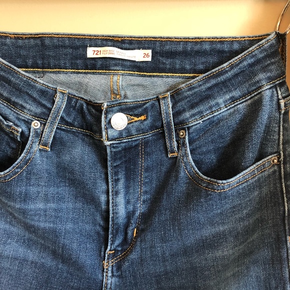 Levi’s 721 high rise skinny jean - Picture 6 of 7